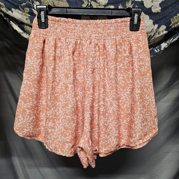 🆕 LuLu's Most Perfect Day Coral & Ivory Flowy Shorts With Tie size Small - Picture 7 of 11